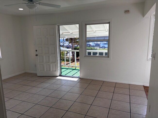 Building Photo - 2737 A Ave