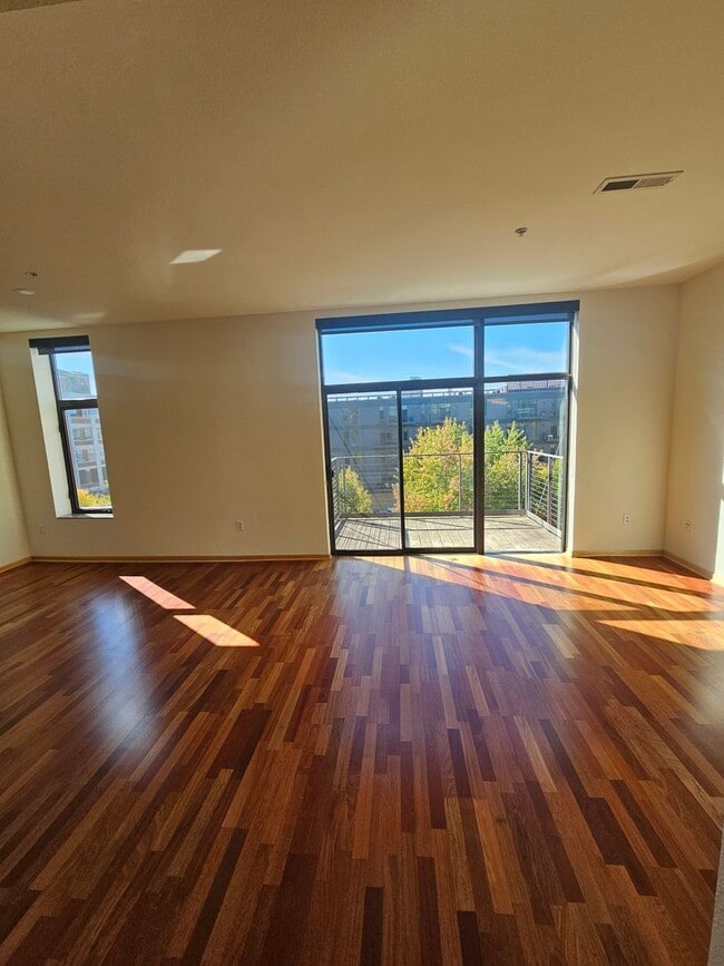 Building Photo - Bridgeview Apartments