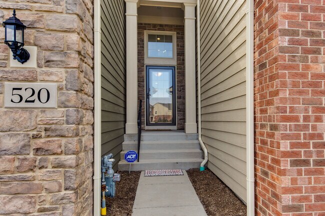 Building Photo - 520 Bramley Pl