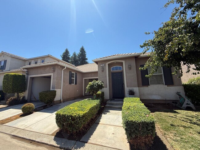 Foto del edificio - Beautiful 2 bedroom, 2 bathroom single-fam...