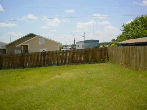 Building Photo - 15605 Connie St