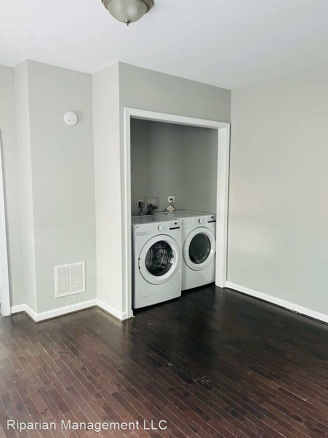Building Photo - 3 br, 1 bath House - 434 East 21st Street