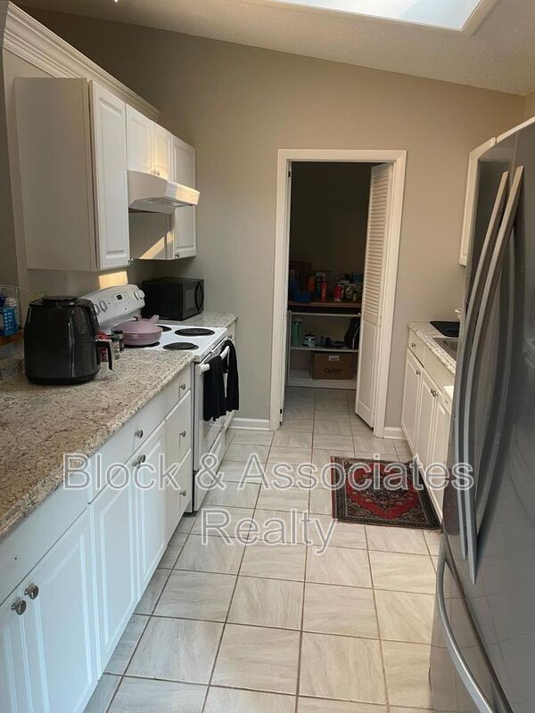 Building Photo - 3109 Chancery Pl