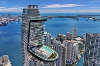 Building Photo - 300 Biscayne Blvd Way