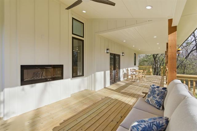 Foto del edificio - 819 Dubois St