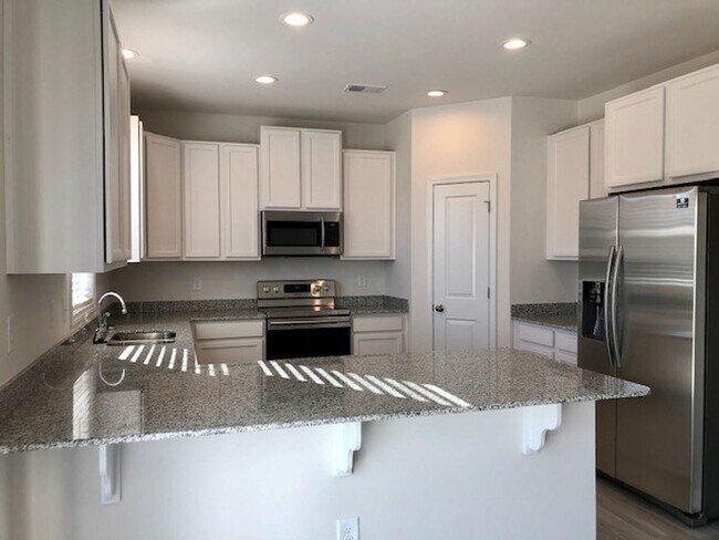 Foto del edificio - EXECUTIVE 5 BEDROOM HOME IN VANCOUVER STAT...