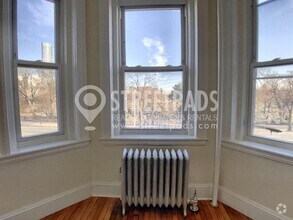 Building Photo - 1179 Boylston St