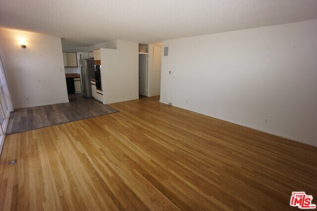 Foto del edificio - 11133 ROSE Ave