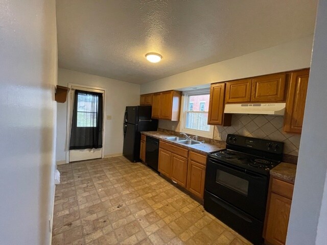 Building Photo - 210 Lafayette Rd