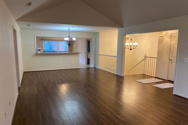 Foto del edificio - 28281 Carlton Way Dr