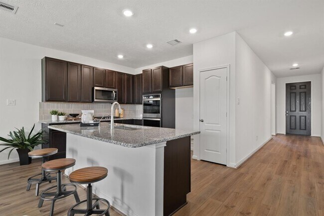 Foto del edificio - 25523 Cartington Ln