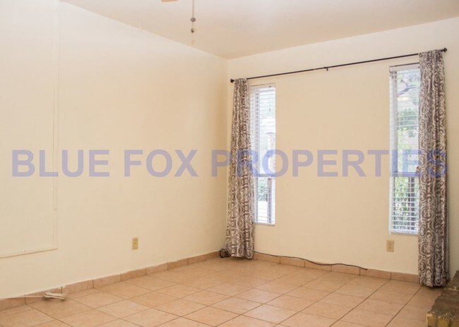 Building Photo - 1600 N Wilmot Rd