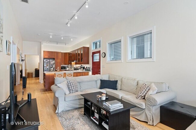 Foto del edificio - 1454 W Melrose St