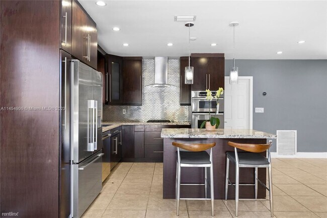 Foto del edificio - 3 br, 2 bath House - 5840 SW 93rd Pl