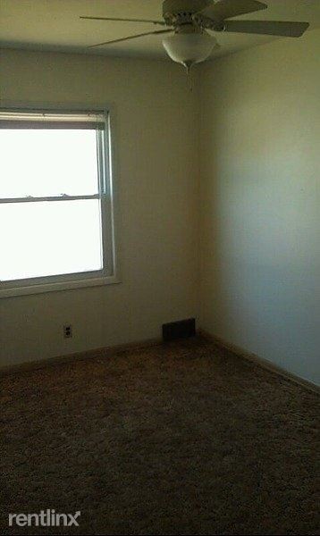 Foto del edificio - 2 br, 1 bath Apartment - 2120 Ford Road
