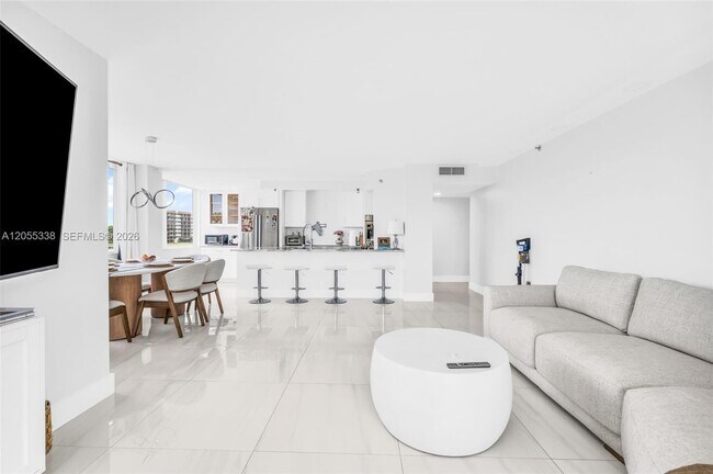 Foto del edificio - 3912 S Ocean Blvd