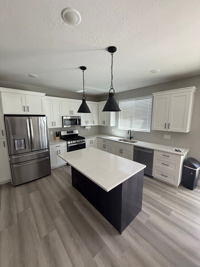 Foto del edificio - 1726 N 3175 W