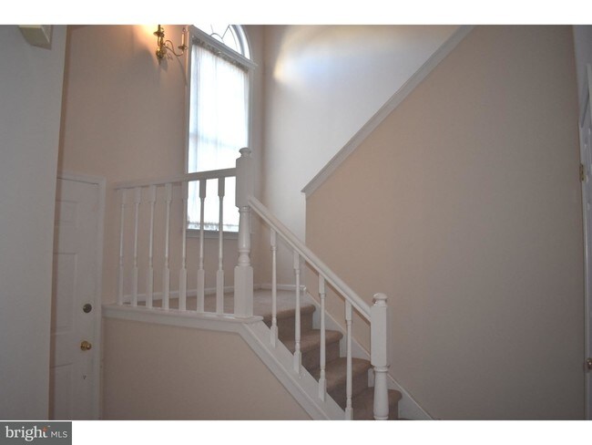 Building Photo - 1502 Isaacs Ct