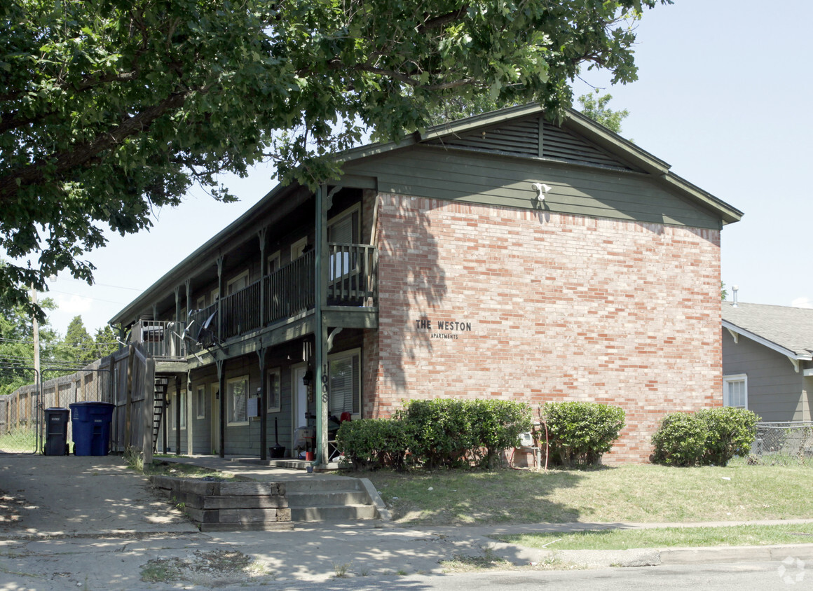 Building Photo - The Weston Apartments