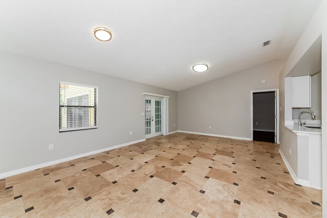 Foto del edificio - 3506 65th Ave Cir E