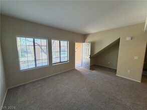 Building Photo - 2060 Rancho Lake Dr