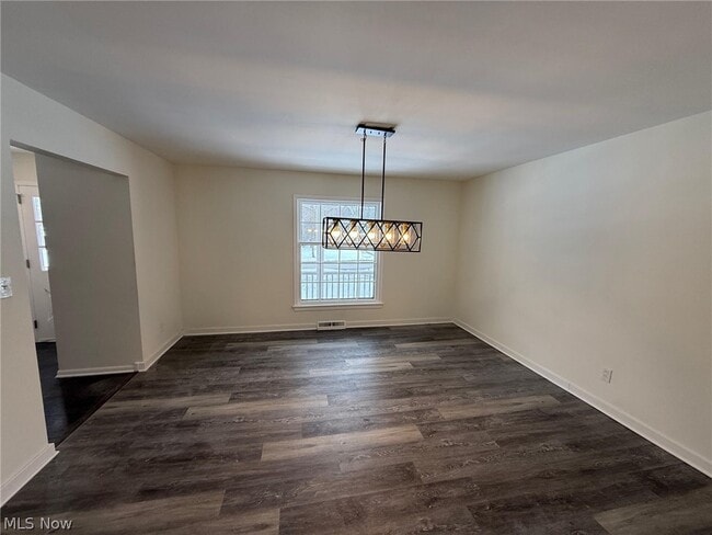 Foto del edificio - 22350 S Woodland Rd