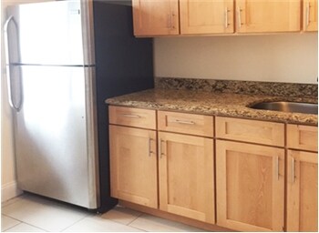 Primary Photo - 704 W 180th St