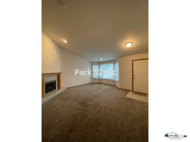 Building Photo - 5314-5316 51st Ave Ct W