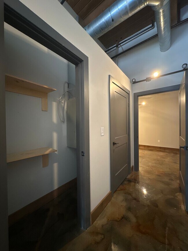 Foto del edificio - 1 Bedroom 1 Bathroom Apartment in Red Lion, PA