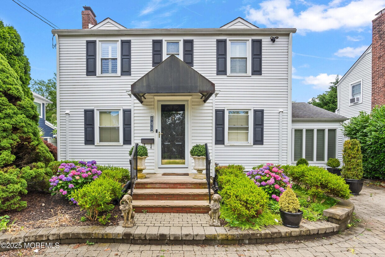 Foto principal - 608 Corlies Ave