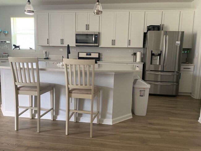 Foto del edificio - 75451 Sunberry Dr