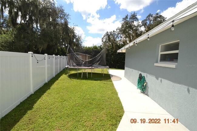 Building Photo - 15509 Florida Breeze Loop