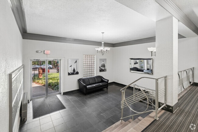 Lobby Photo - The MacArthur Apartments
