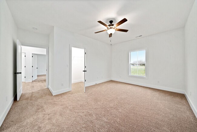 Building Photo - 214 Baylor Ct