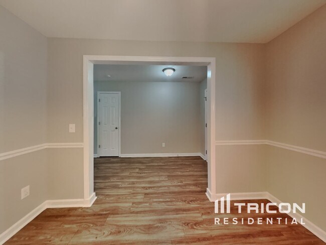 Foto del edificio - 851 Red Oak Tree Dr