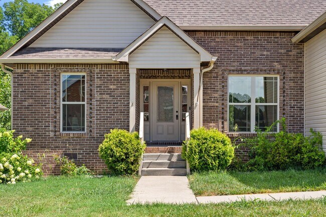 Foto del edificio - 3 Bedroom 2 Bath Home For Rent Near Post!