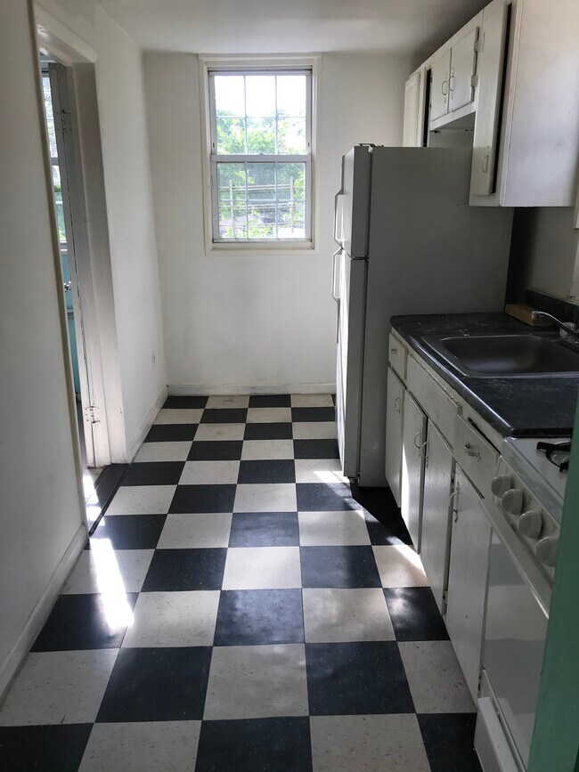 kitche - 38 Simonson Pl