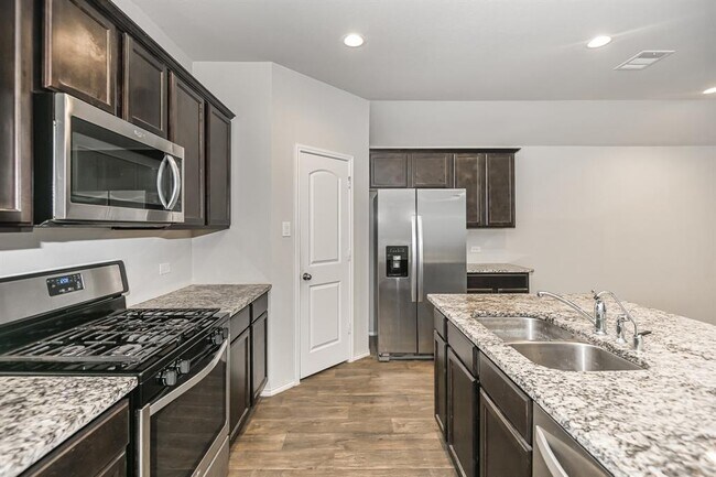 Building Photo - 22711 Theodoli Dr