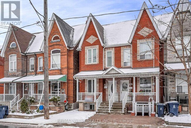 Photo du bâtiment - 472 Symington Ave