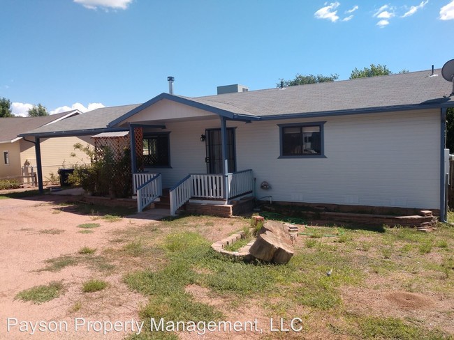Building Photo - 2 br, 2 bath House - 43 S. RAINBOW DR.