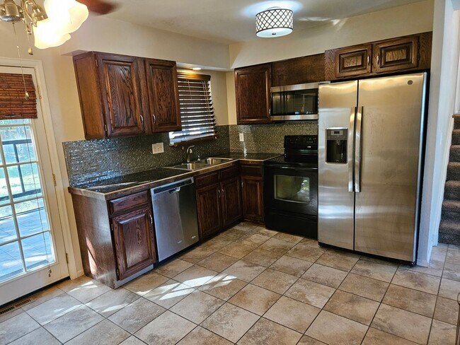 Foto del edificio - Charming 3-bedroom, 2-bathroom home