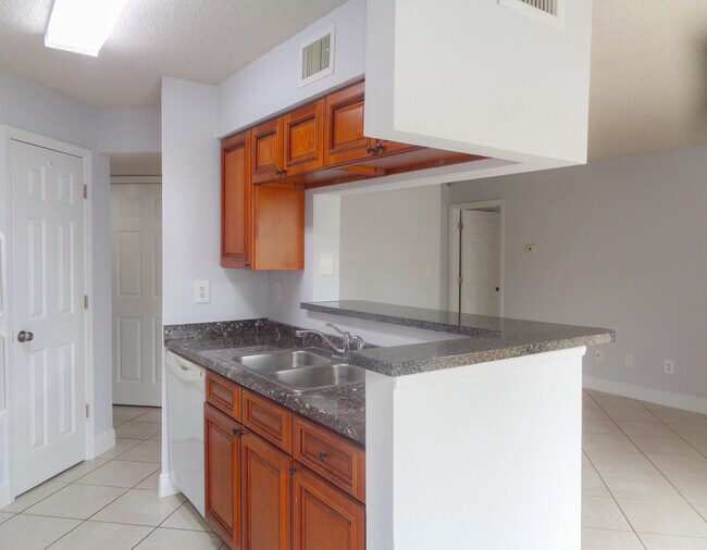 Foto del edificio - 8638 Fancy Finch Dr