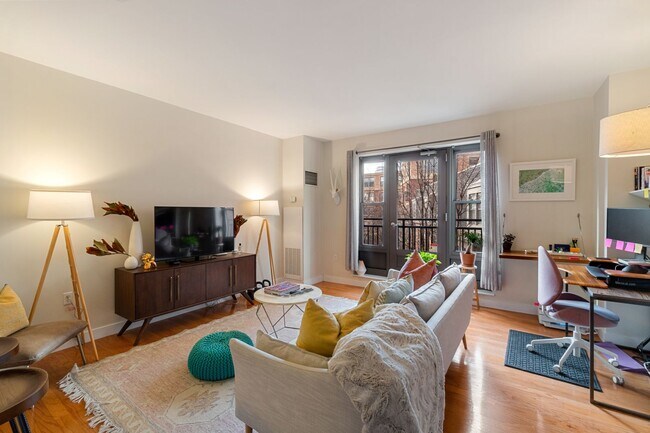 Foto del edificio - 519 Harrison Ave