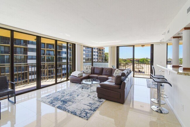 Foto del edificio - 899 Jeffery St