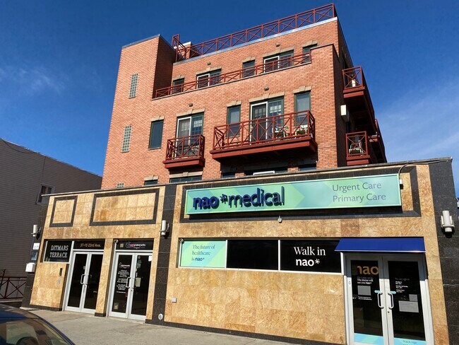 Foto del edificio - 3715 23rd Ave