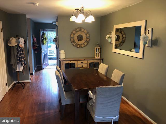 Foto principal - 641 Longwood Rd