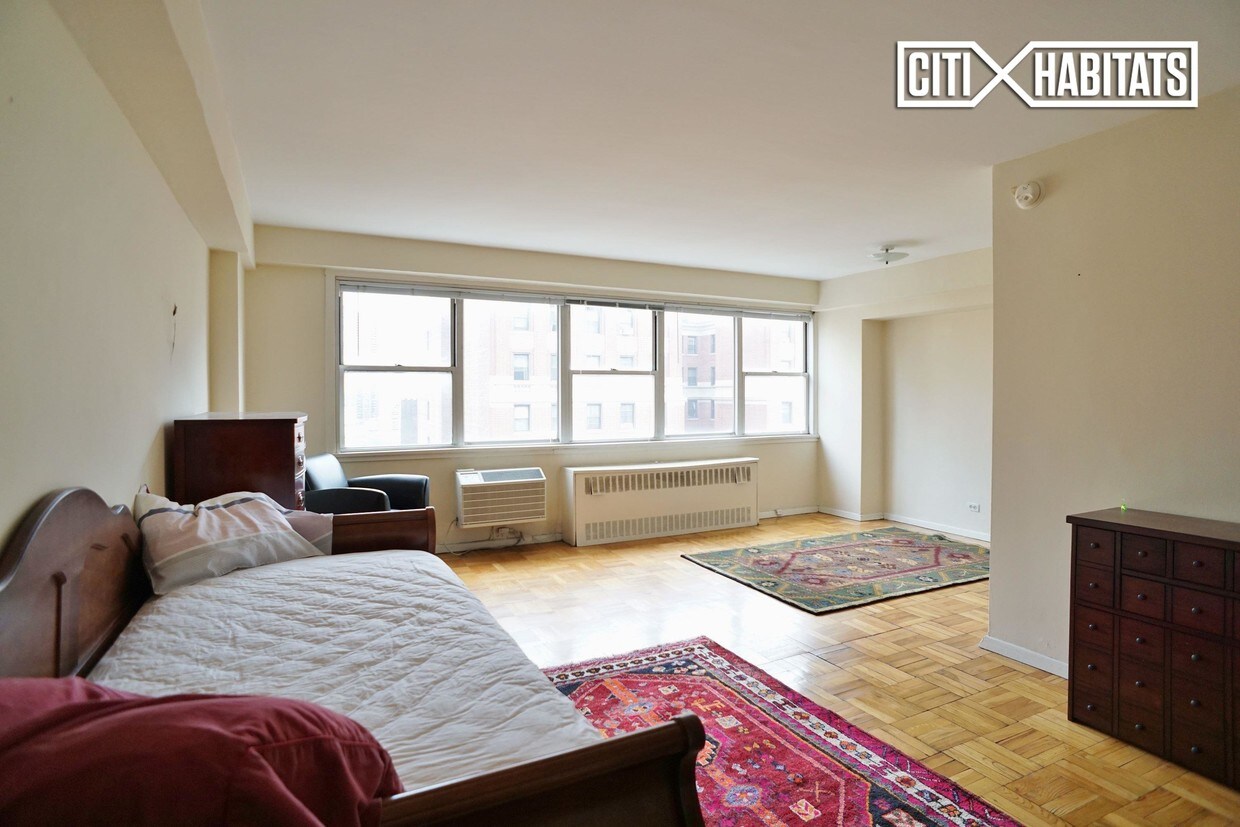 430 W 34th St Unit 15E, New York, NY 10001 Condo for Rent in New