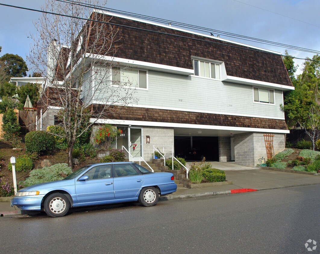 Foto principal - 231 Union St