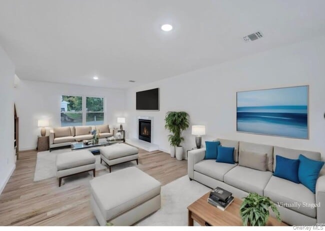 Building Photo - 34 Huyler Rd