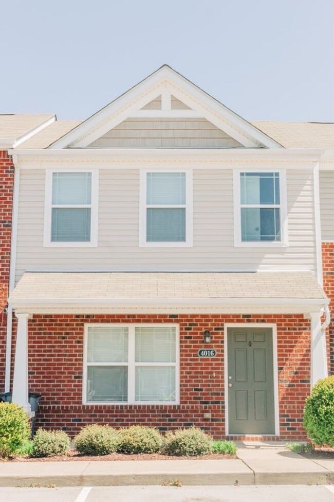 Building Photo - 4016 Currant Ct